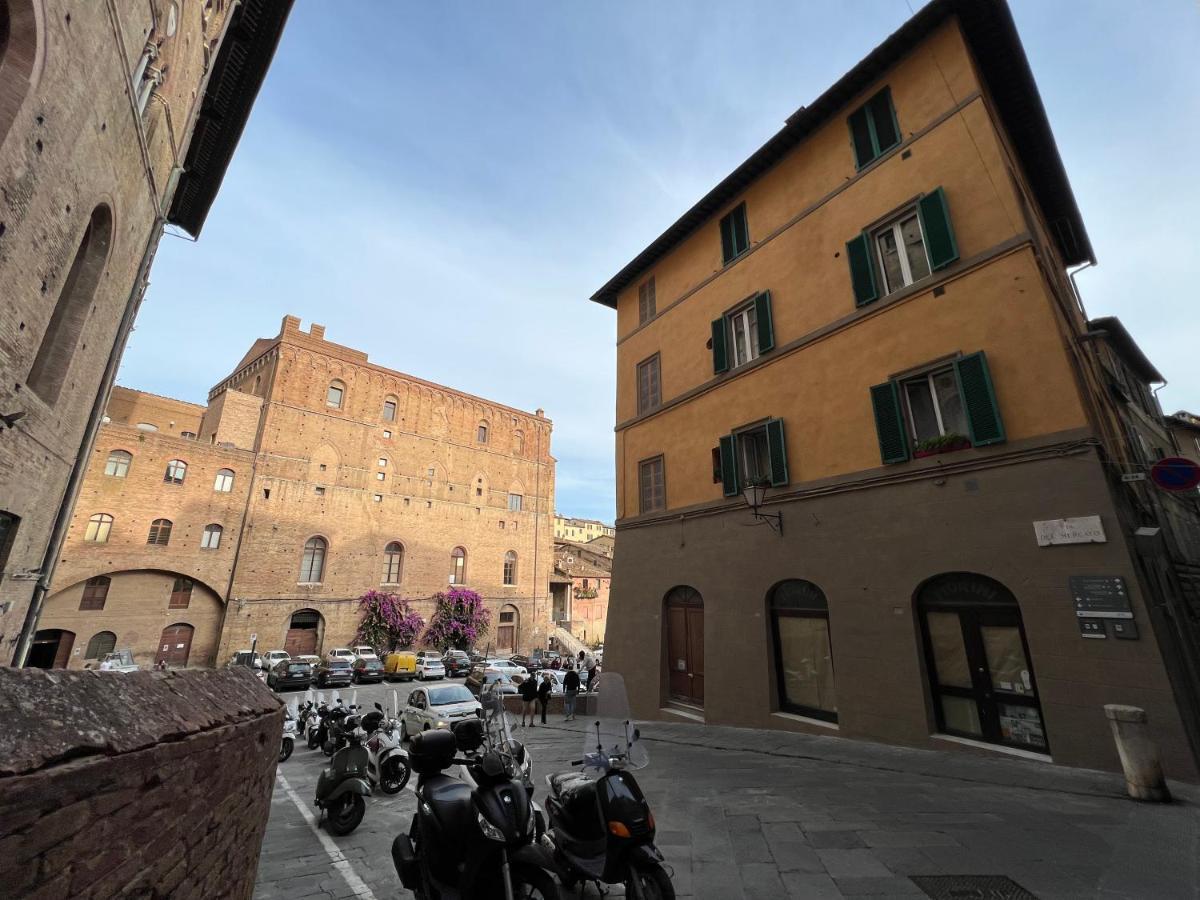 Siena - A Pochi Passi Da Piazza Del Campo Apartamento Exterior foto